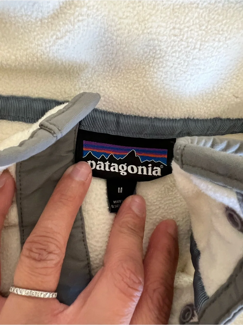 Patagonia Two-Tone Cream and Gray Synchilla Snap-T Fleece Pullover - Picture 2 of 3